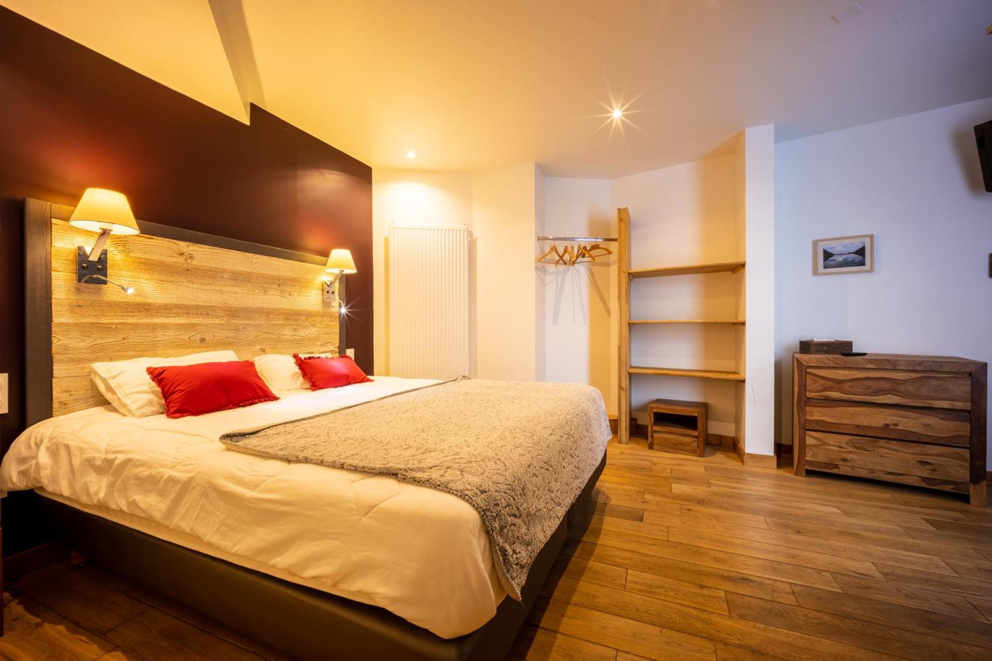 Le Christiania Hotel Saint-Lary-Soulan Kültér fotó