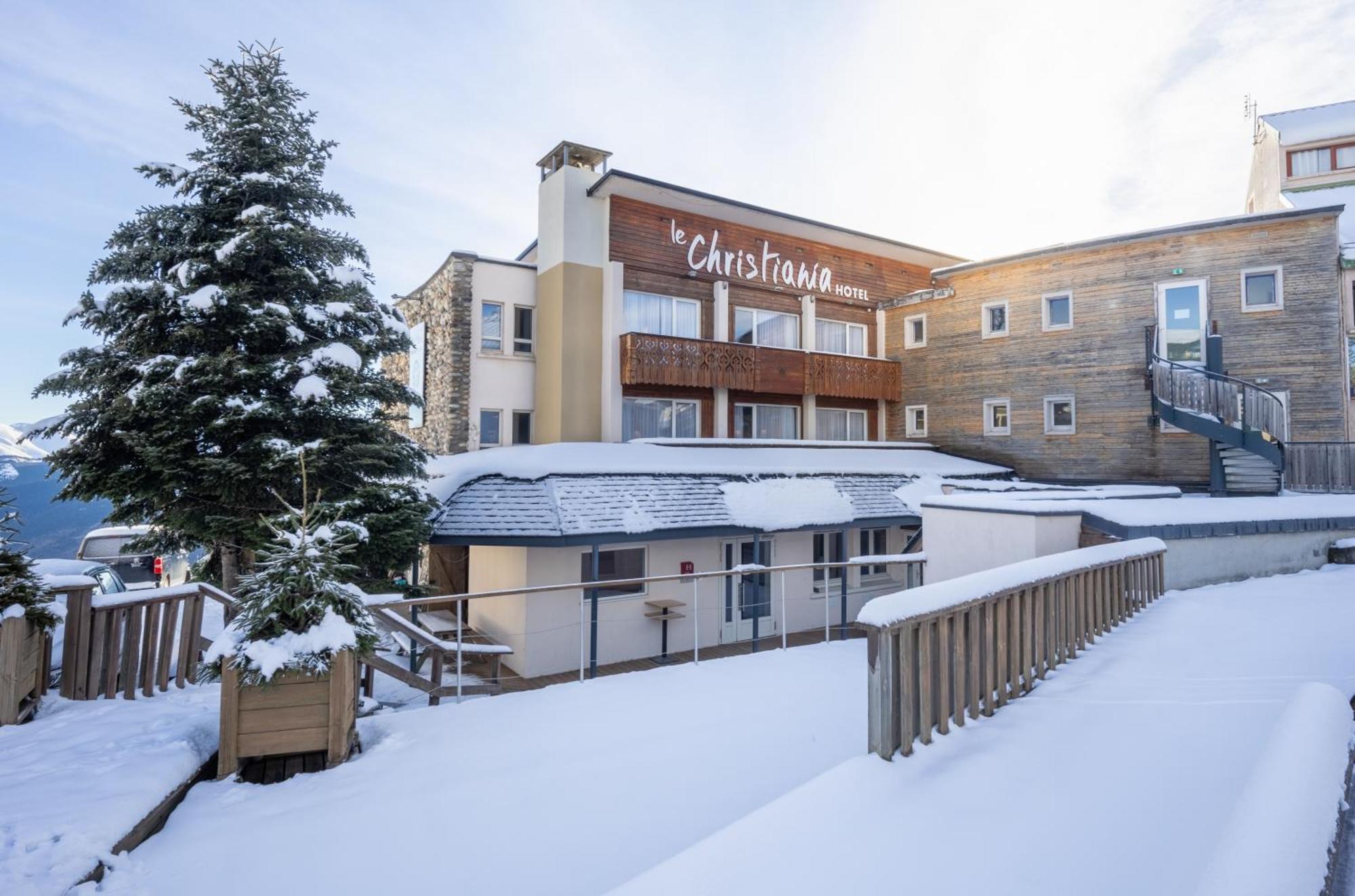 Le Christiania Hotel Saint-Lary-Soulan Kültér fotó